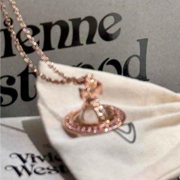Vivienne Westwood NEW PETITE ORB PENDANT - Necklace - pink  Vivienne Westwood Rose Gold Necklace with Pink Accents